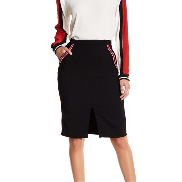 Ro&De pencil skirt with pockets . Center front slit. M - Picture 1 of 3